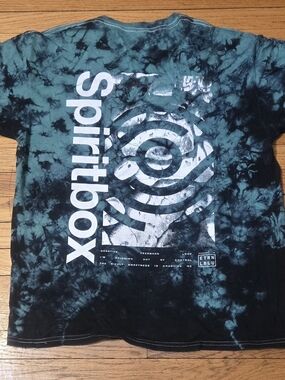 Spiritbox Band Tiedye Tee. Large